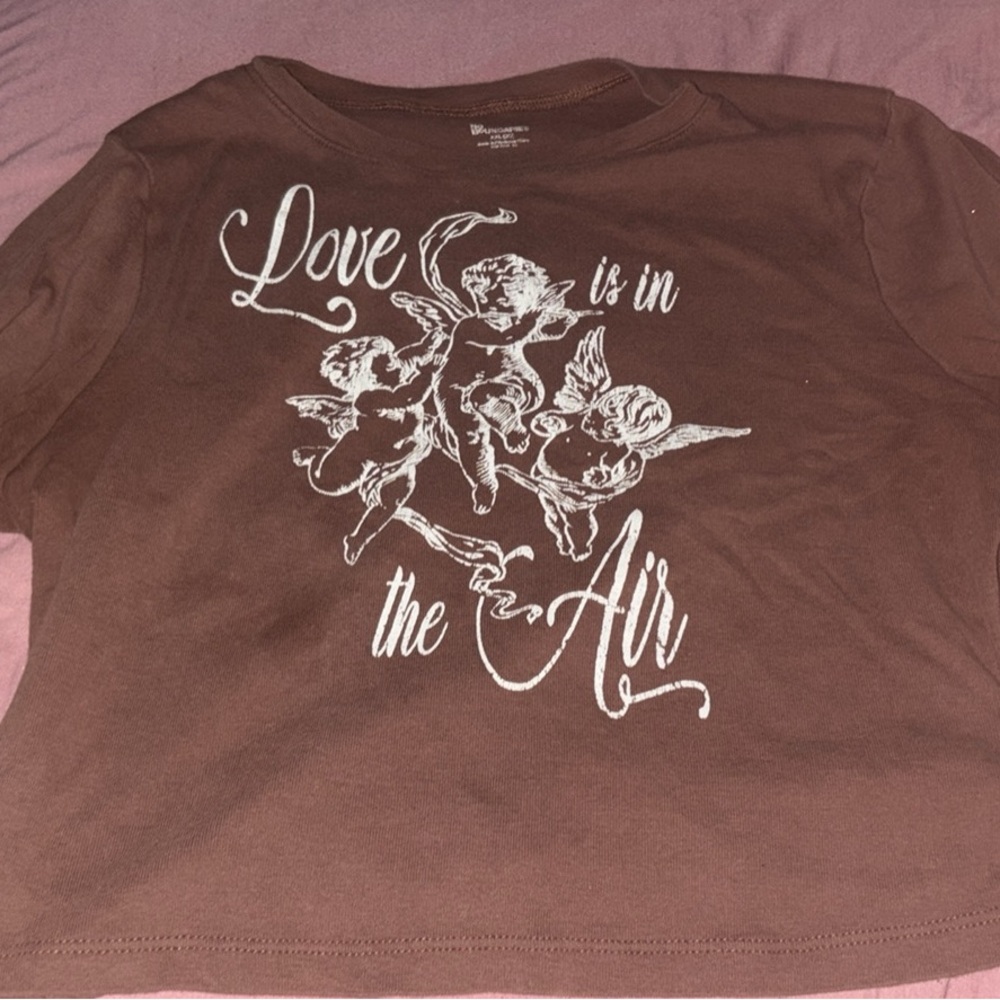 No Boundaries Dark Brown Tee with Cherub Graphic